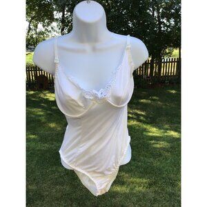 Vintage White Body Briefer With Lace Trim - Nylon/Spandex Blend Medium Size Made